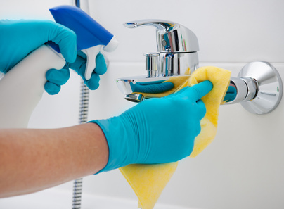 Limpieza y reparación de sanitarios, bañeras... con nuestros productos profesionales
